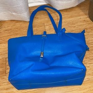 Vince Camuto blue tote bag. Leather.